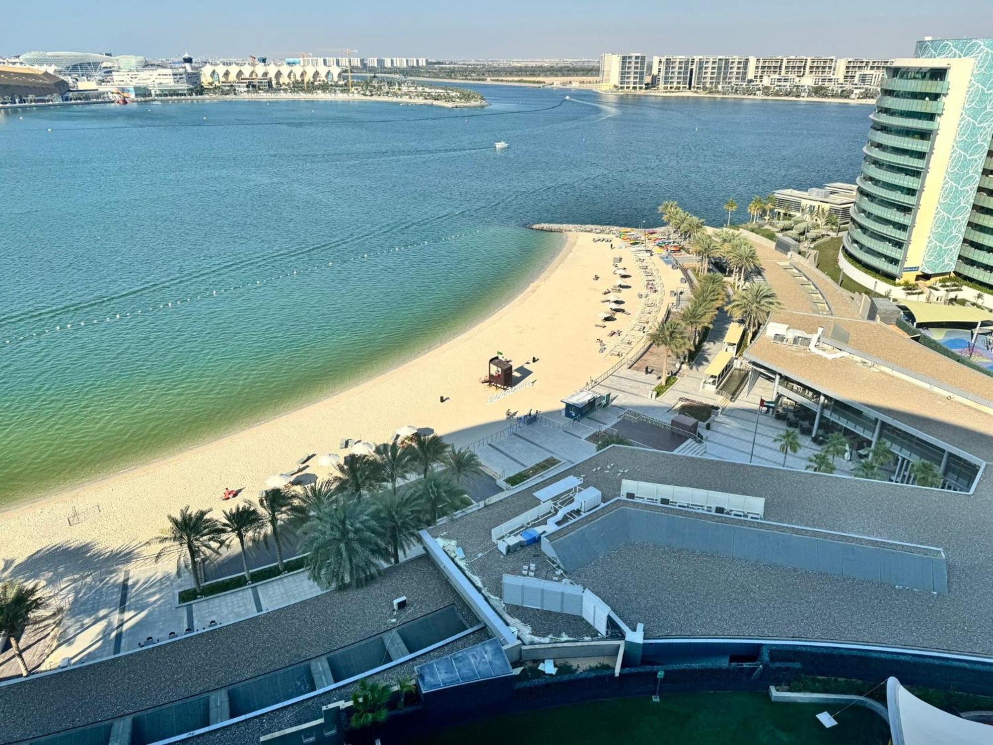 Luxury Private Sea View Apartment Abu Dhabi
